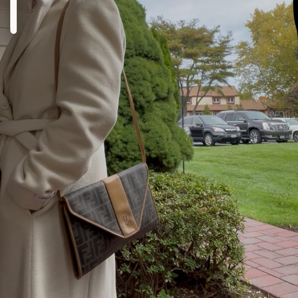 Fendi Tan and Black Monogram Shoulder Bag - Picture 6 of 7